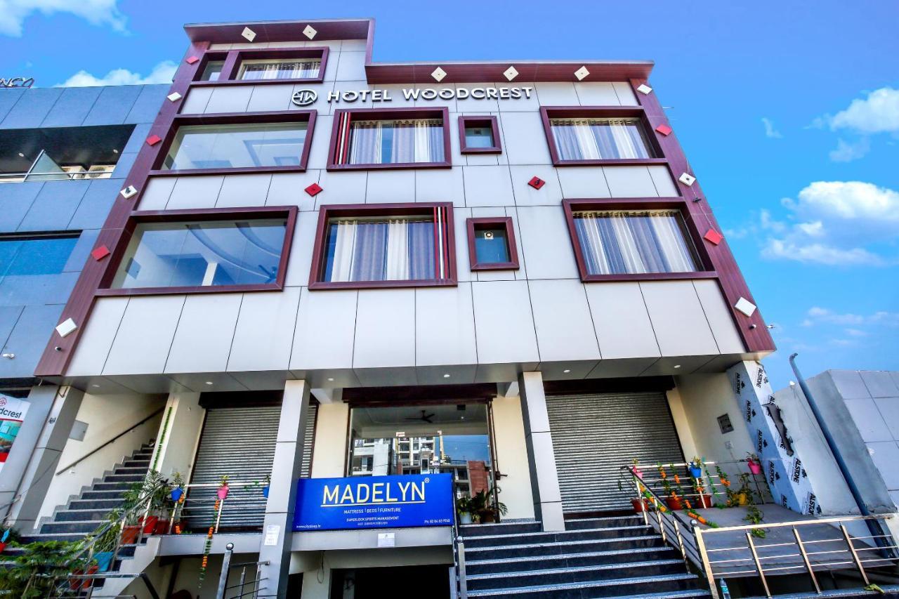 Hotel Woodcrest Zirakpur Chandigarh- Best Family Hotel - Luxurious Rooms - Unit Of Sidham Group Экстерьер фото